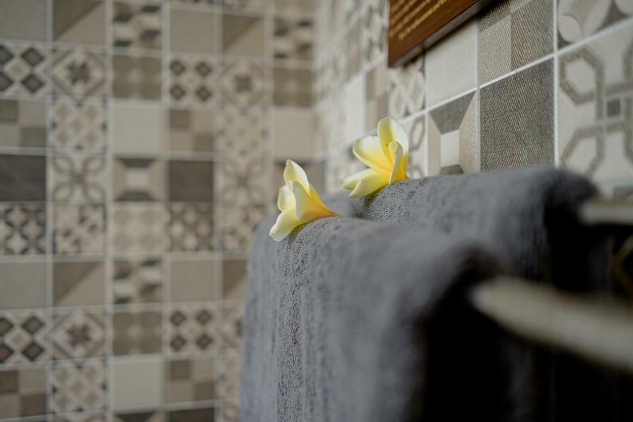 Santosha Place ウブド エクステリア 写真