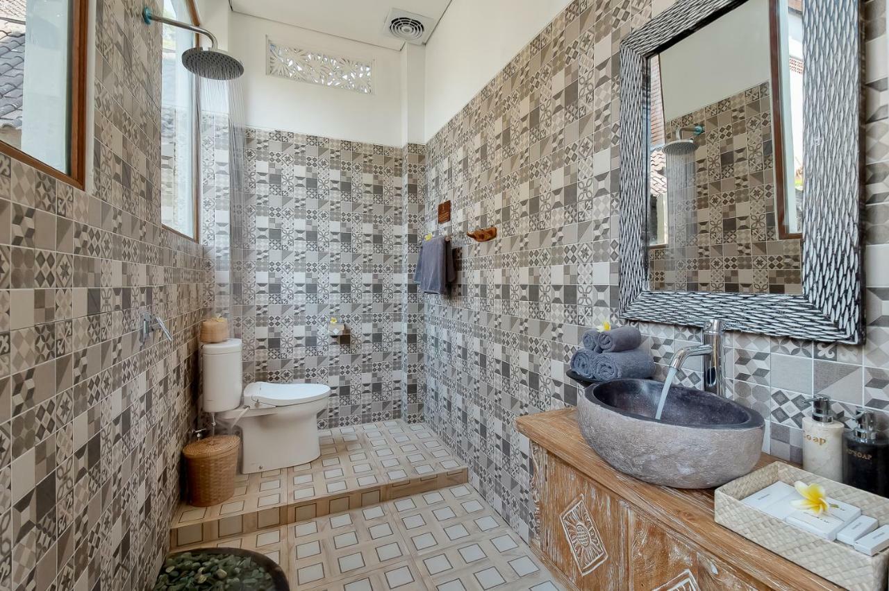 Santosha Place ウブド エクステリア 写真